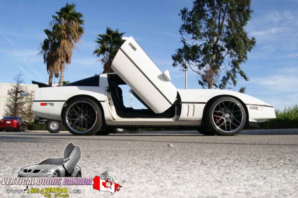 Chevrolet Corvette C4 1984-1996 Lambo Vertical Doors Kit