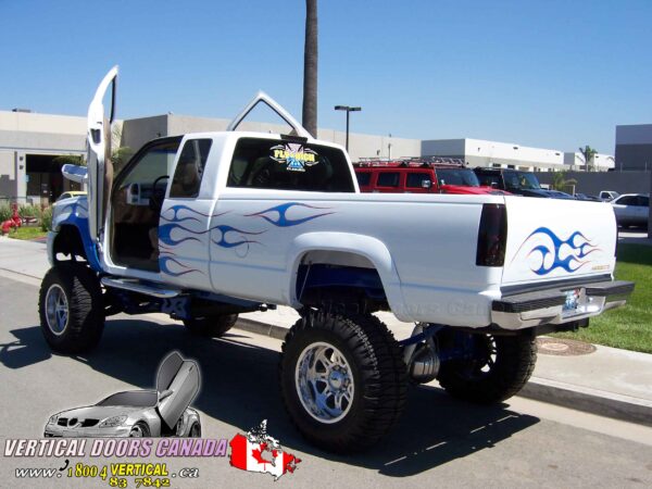 Chevrolet Silverado 1988-1998 Lambo Vertical Doors Kit - Image 9