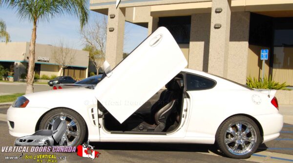 Hyundai Tiburon 2002-2008 Lambo Vertical Doors Kit - Image 2