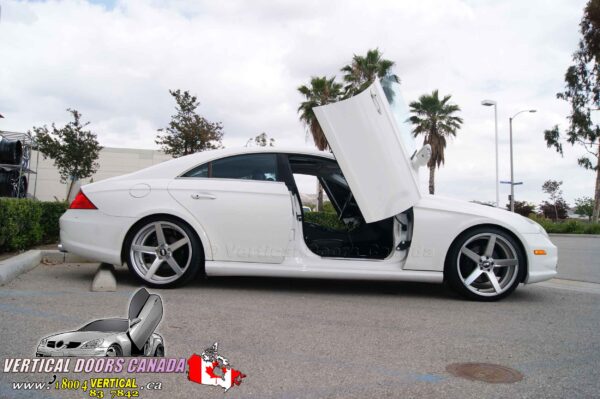 Mercedes CLS 2005-2010 Lambo Vertical Doors Kit ( Special Order ) - Image 2