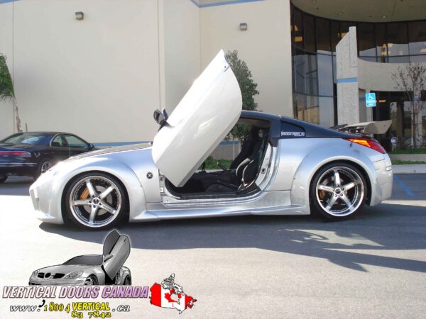 Nissan 350Z 2003-2009 Lambo Vertical Doors Kit - Image 9