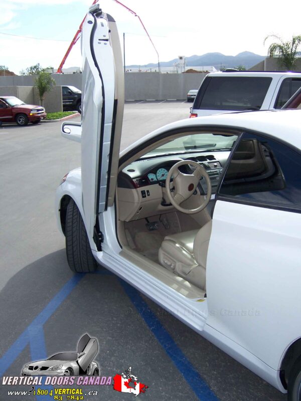 Toyota Solara 2004-2009 Lambo Vertical Doors Kit ( Special Order ) - Image 3